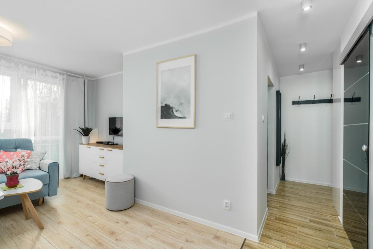 Park Cytadela By Renters Apartment
