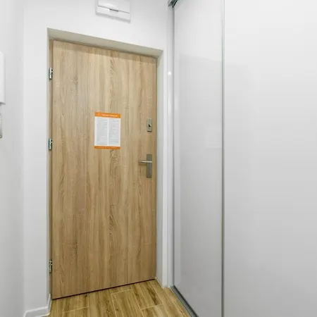 Apartment Poznan Park Cytadela By Noclegi Renters Екстер'єр фото