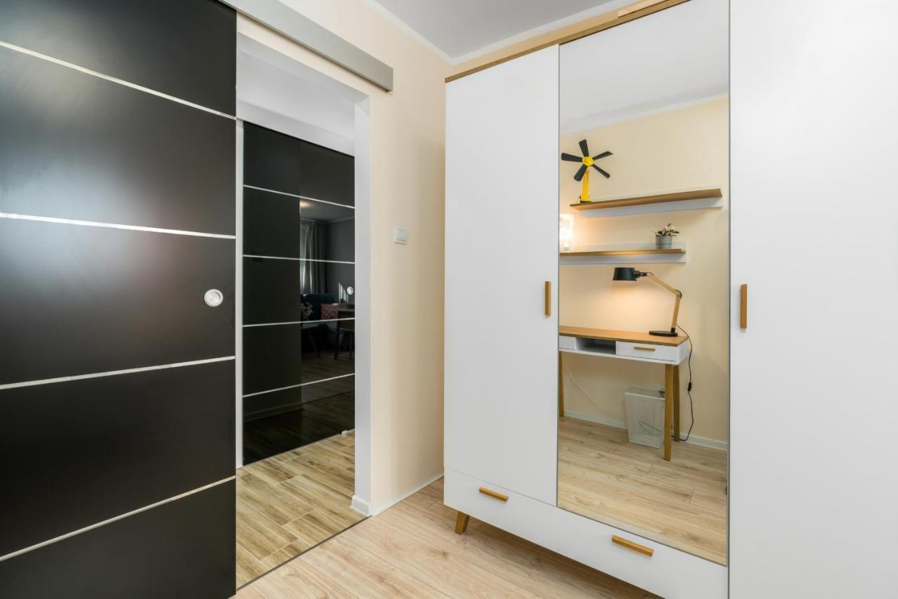 Park Cytadela By Renters Apartment *